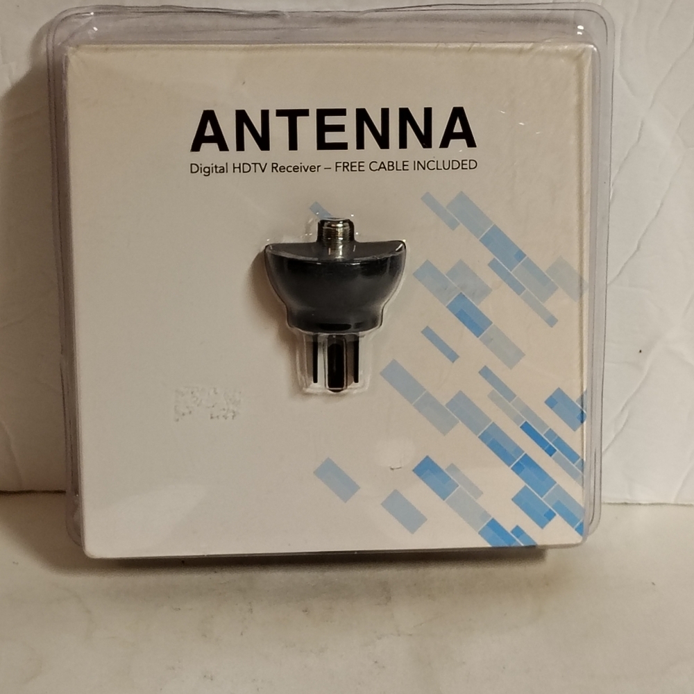 Antenna Digital HDTV Receiver Coaxial Cable Included New In Box